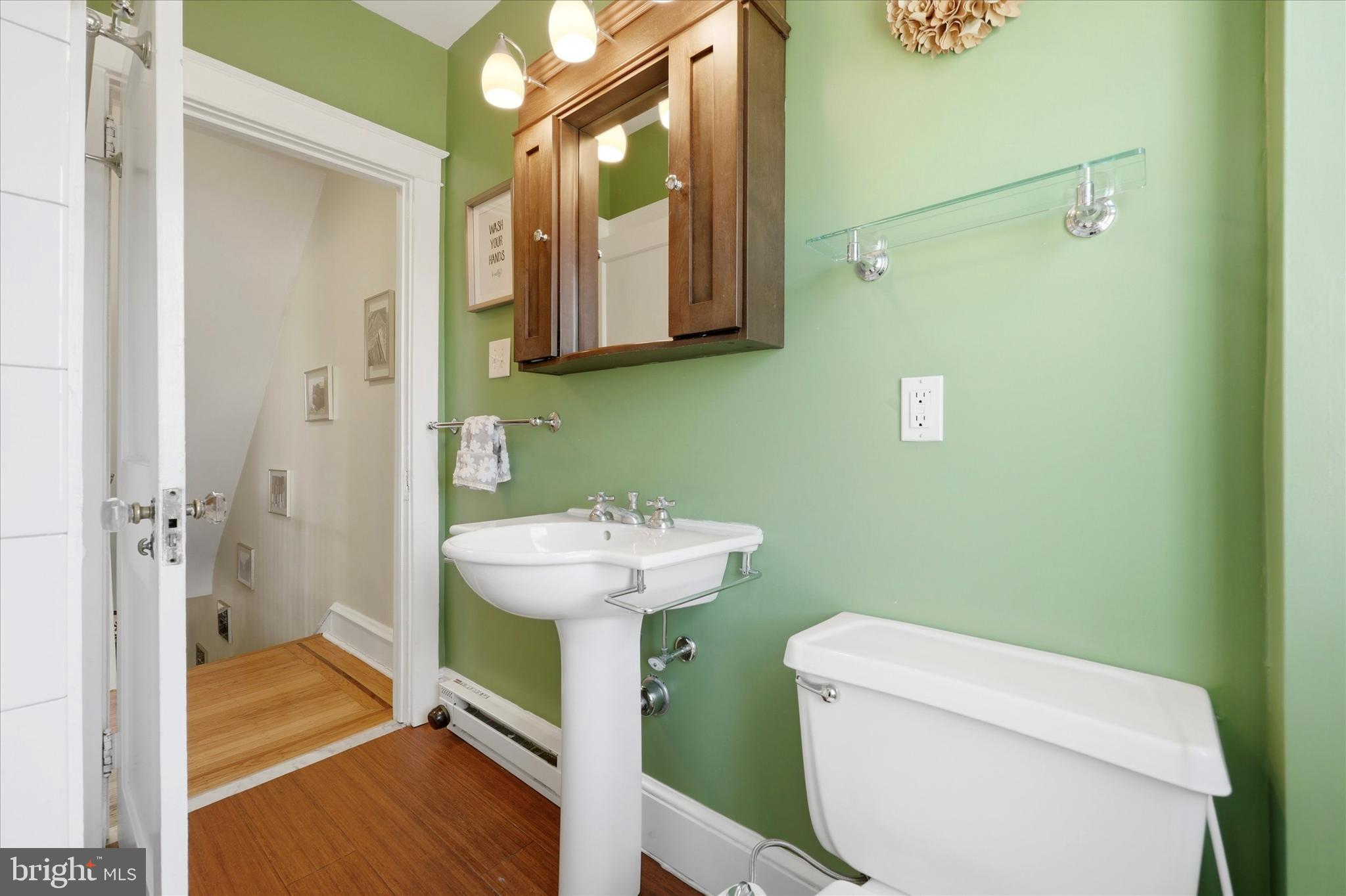 2438 East County Line Road Ardmore, PA 19003 - Photo 18 of 36