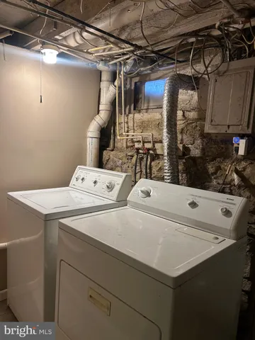 $1,300 | 2524 West Pratt Street, Baltimore, MD 21223