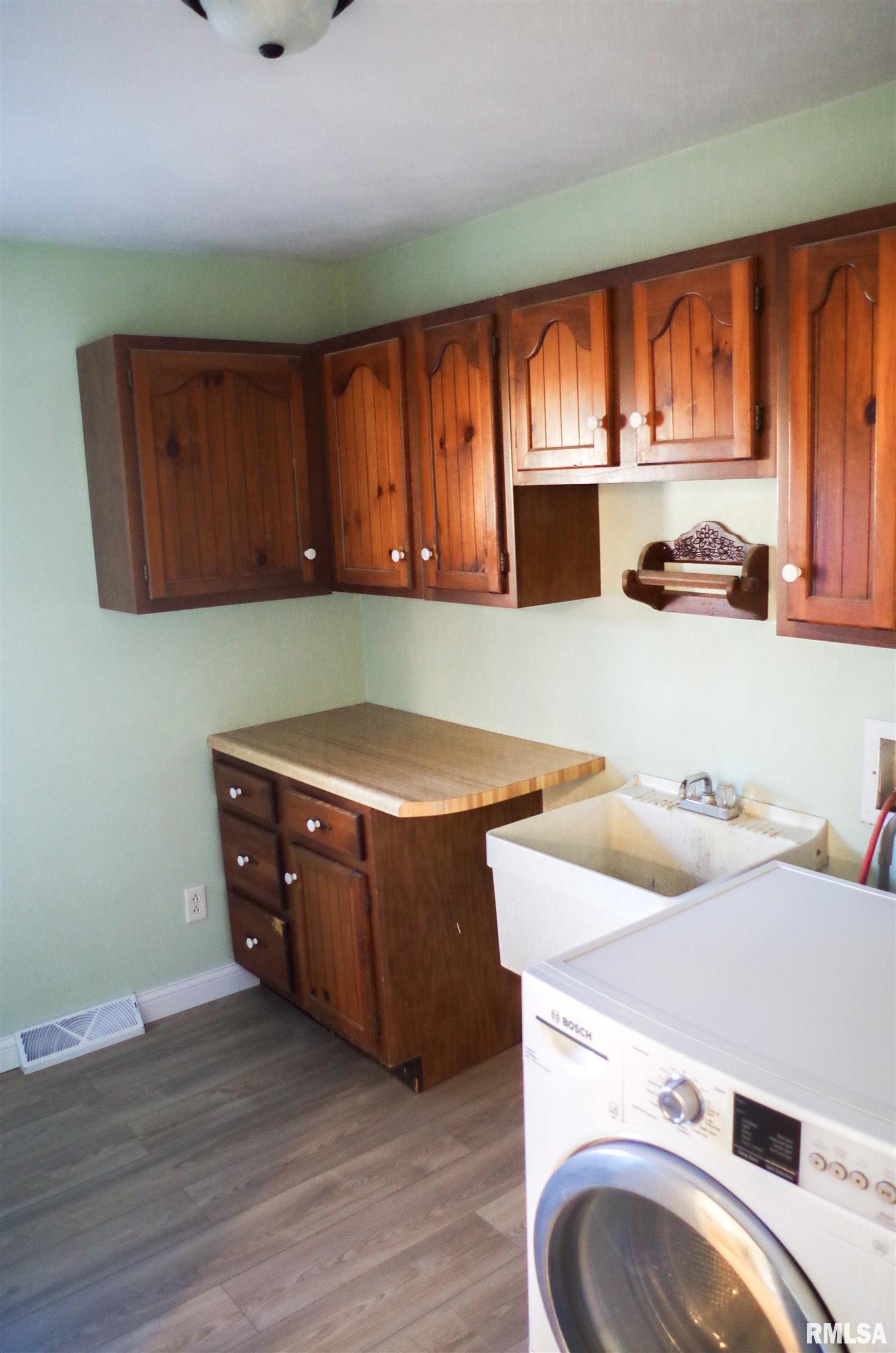 104 North Main Street Spaulding, IL 62561 - Photo 14 of 35