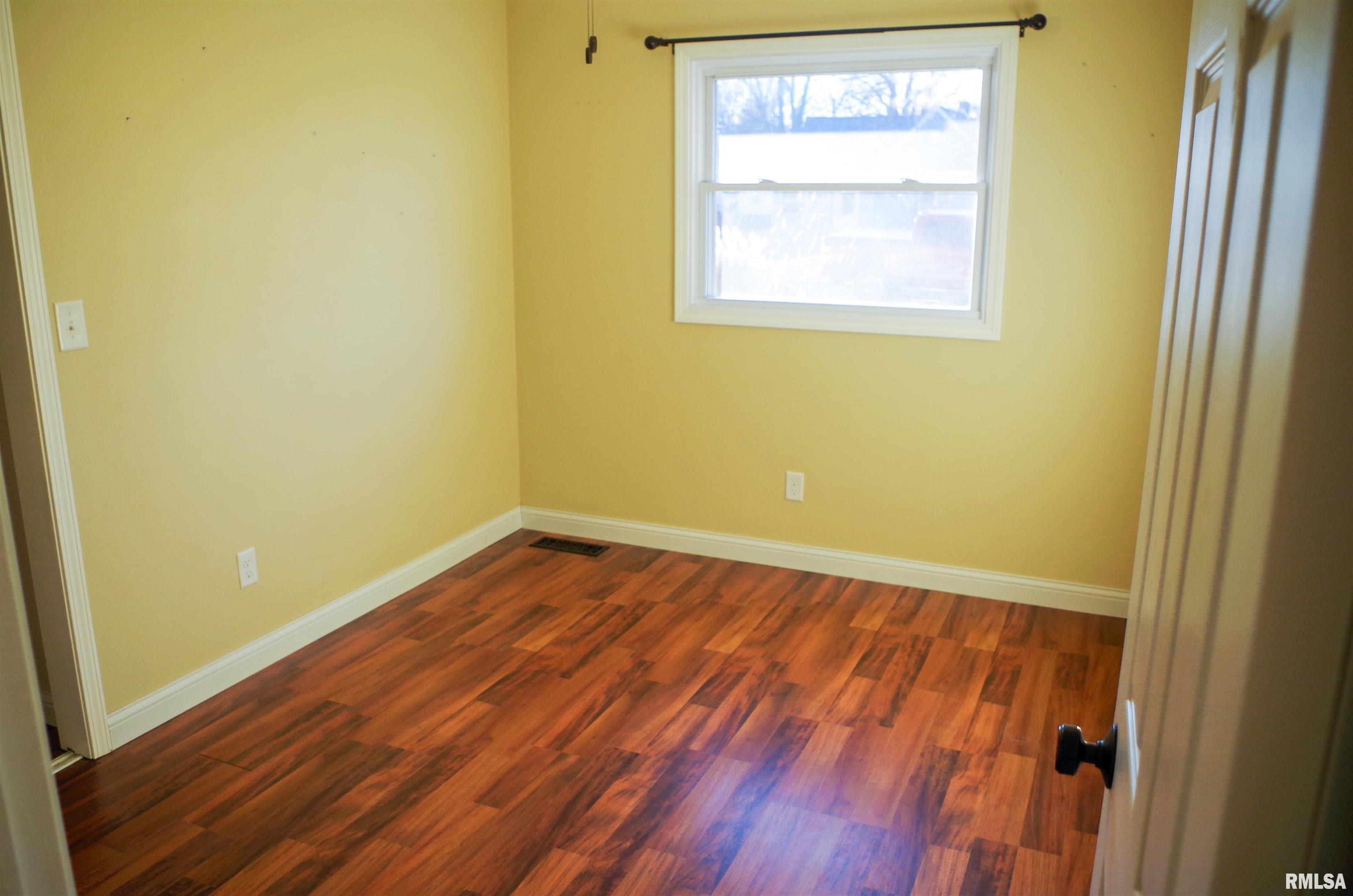 104 North Main Street Spaulding, IL 62561 - Photo 26 of 35