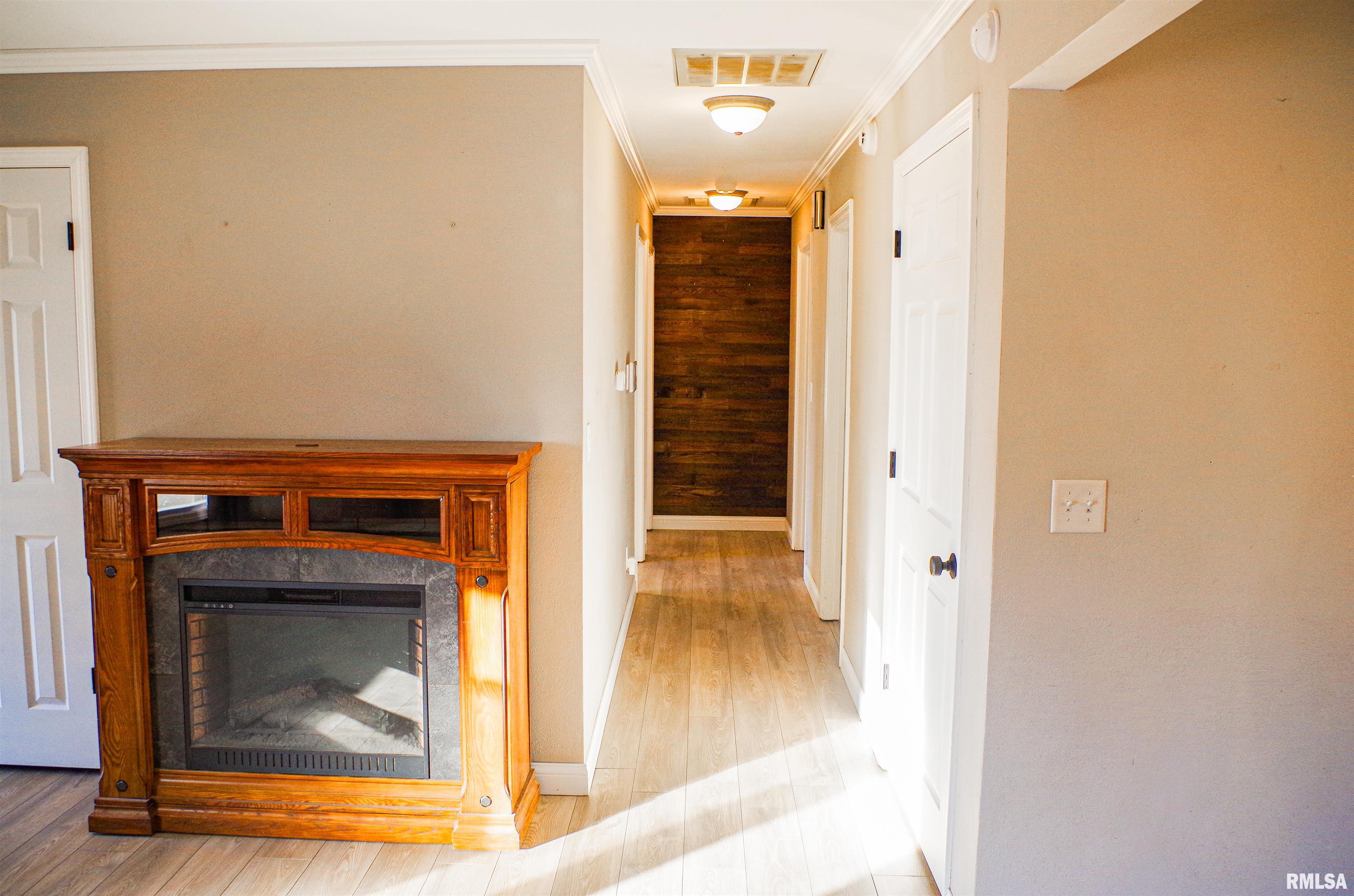 104 North Main Street Spaulding, IL 62561 - Photo 6 of 35