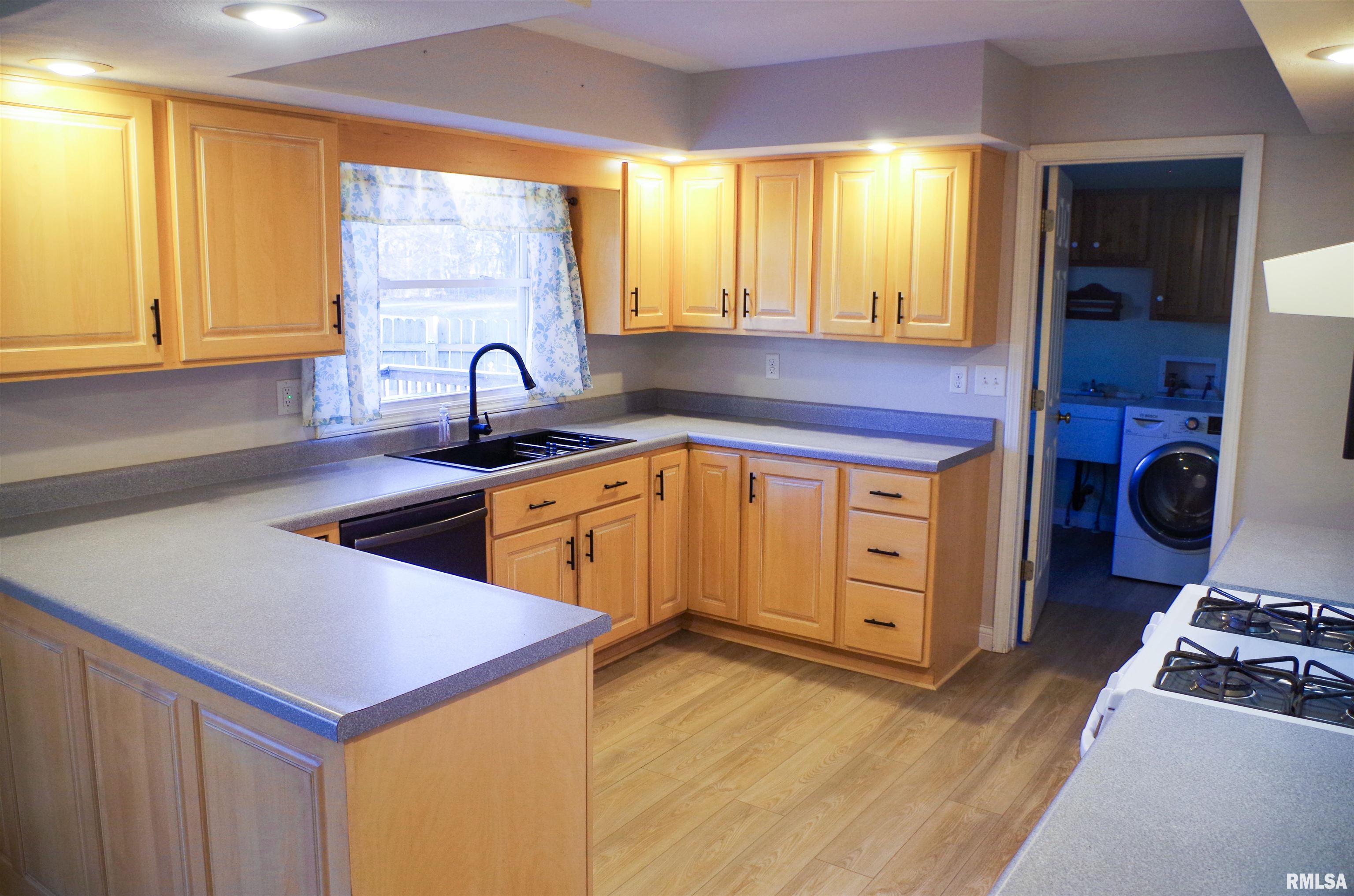 104 North Main Street Spaulding, IL 62561 - Photo 10 of 35