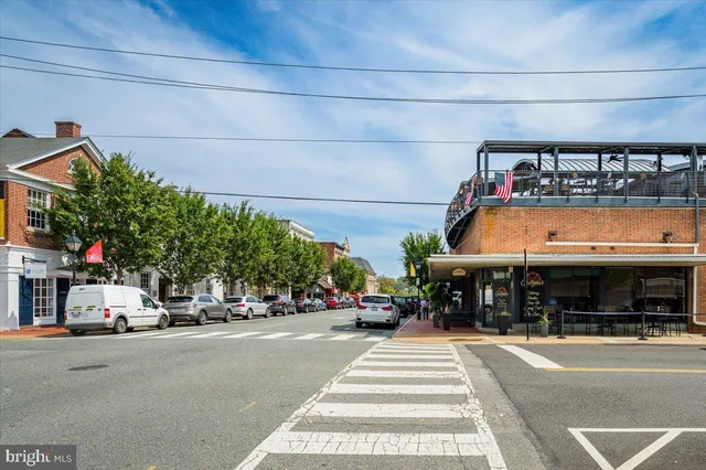 $800,000 | 918 William Street, Fredericksburg, VA 22401