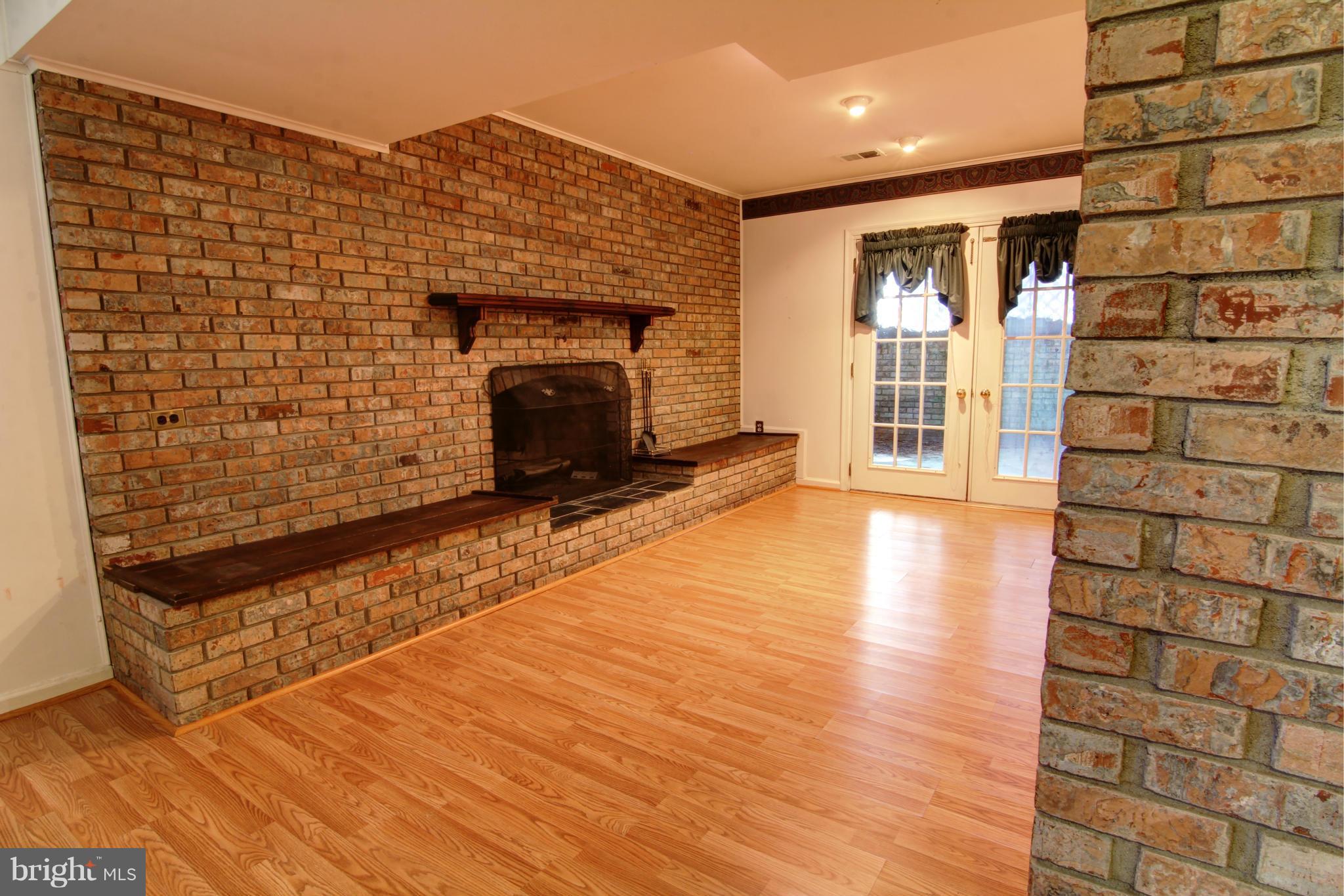 18410 Cabin Road Triangle, VA 22172 - Photo 22 of 28 Basement