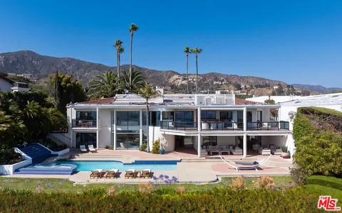 $7,450,000 | 24750 Vantage Point Terrace, Malibu, CA 90265