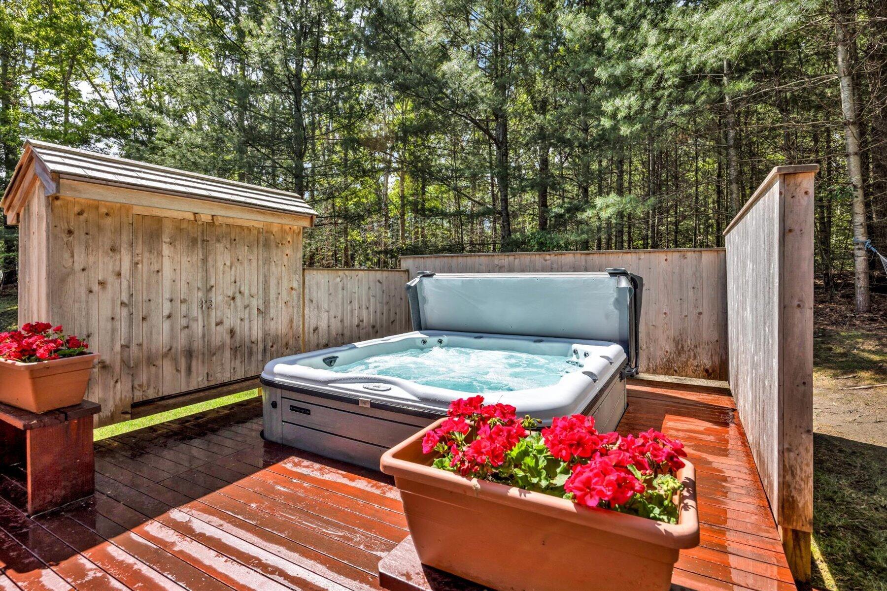 32 Pimlico Pond Road Forestdale, MA 02644 - Photo 3 of 40 04-889A1378