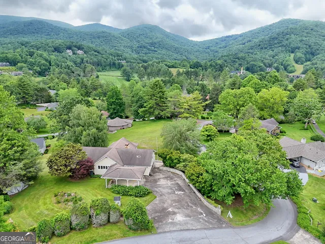 $799,000 | 70 Fairway Lane, Sky Valley, GA 30537