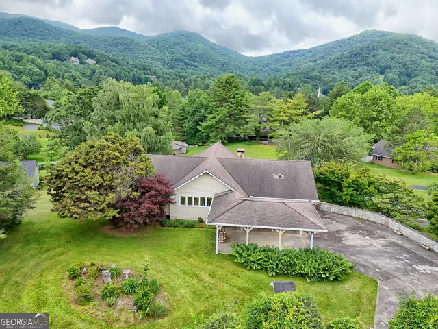 $799,000 | 70 Fairway Lane, Sky Valley, GA 30537