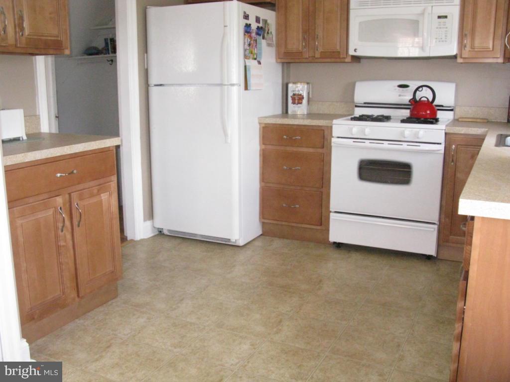 136 Nassau Road Lancaster, PA 17602 - Photo 6 of 30 Gallery Image 6