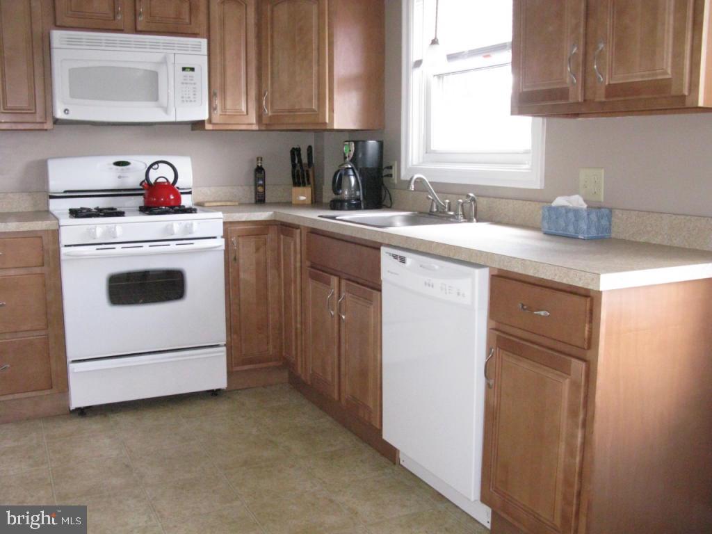 136 Nassau Road Lancaster, PA 17602 - Photo 7 of 30 Gallery Image 7