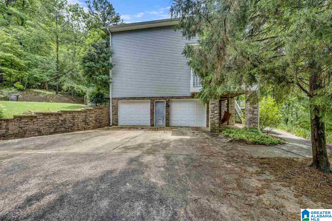 1605 Sagefield Road Warrior, AL 35180 - Photo 4 of 43