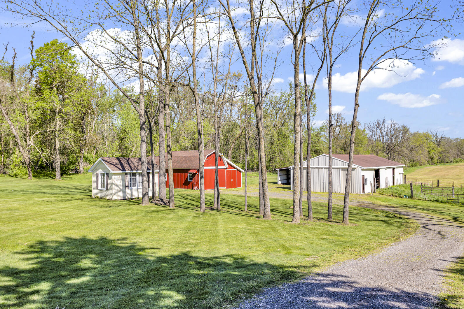 1744 Academy Road Adrian, MI 49221 - Photo 35 of 57 0N0A2853