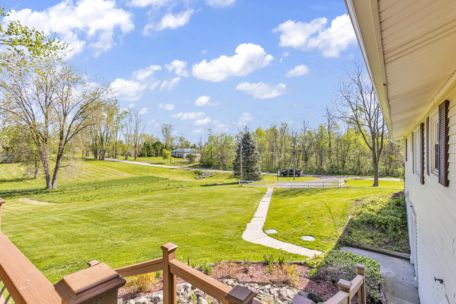 1744 Academy Road Adrian, MI 49221 - Photo 46 of 57 0N0A2864