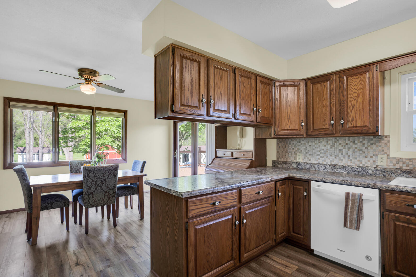 1744 Academy Road Adrian, MI 49221 - Photo 9 of 57 0N0A2781