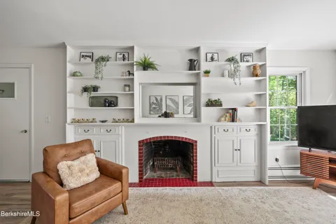 $445,000 | 76 Kenilworth Street, Pittsfield, MA 01201