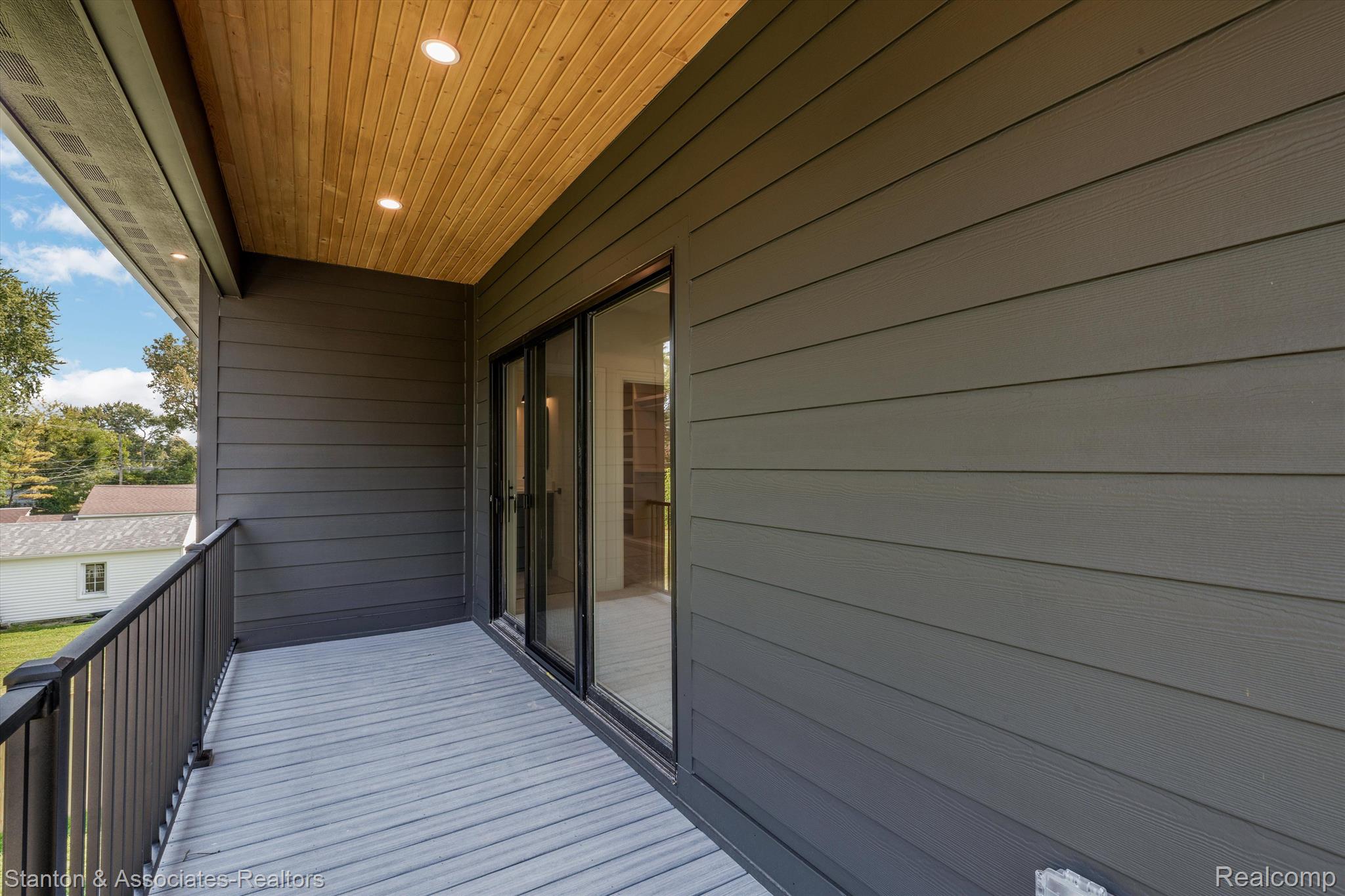 3328 Starr Road Royal Oak, MI 48073 - Photo 51 of 62 master bedroom balcony