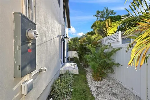 $580,000 | 1235 11th Avenue South, St. Petersburg, FL 33705