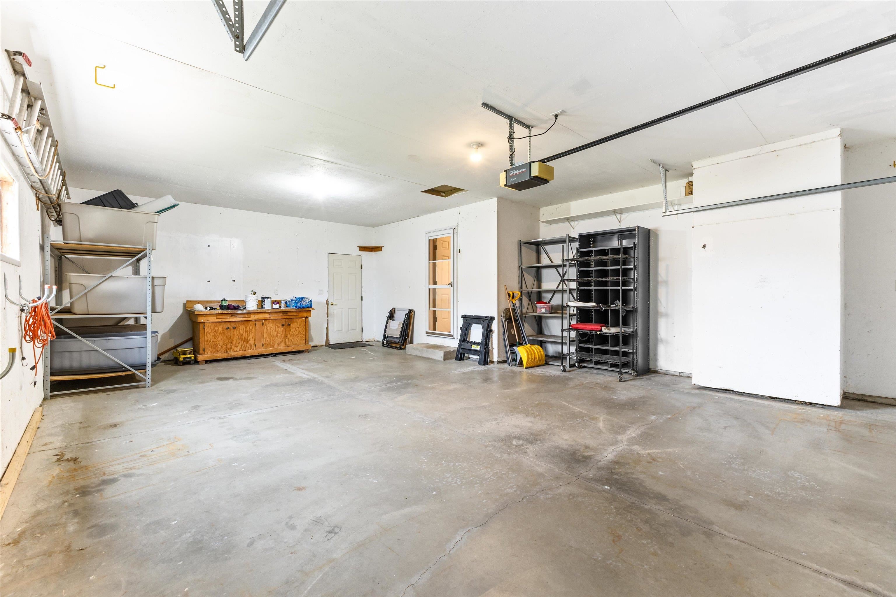 W5445 Colin Street Appleton, WI 54915 - Photo 11 of 26