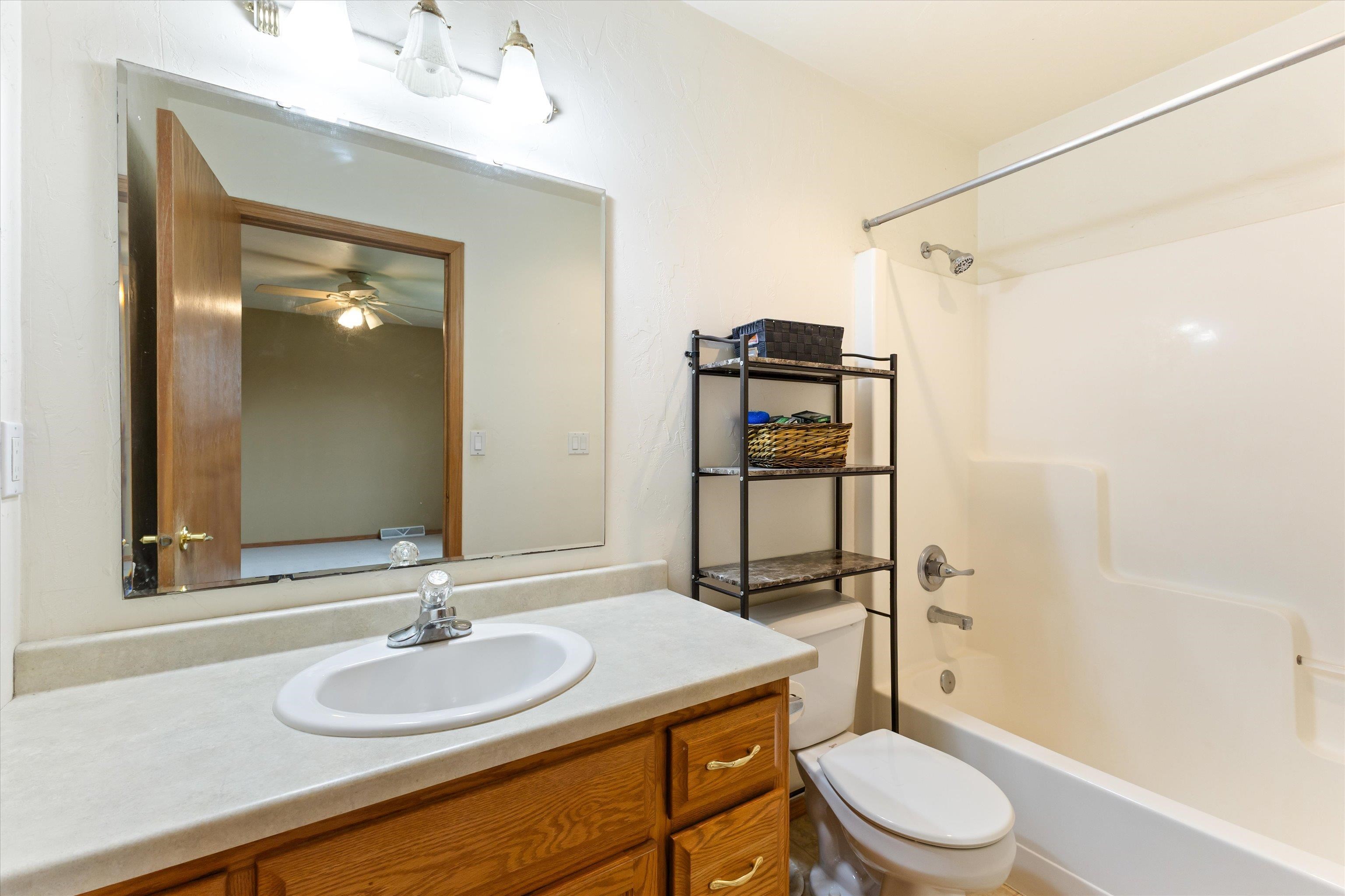 W5445 Colin Street Appleton, WI 54915 - Photo 15 of 26