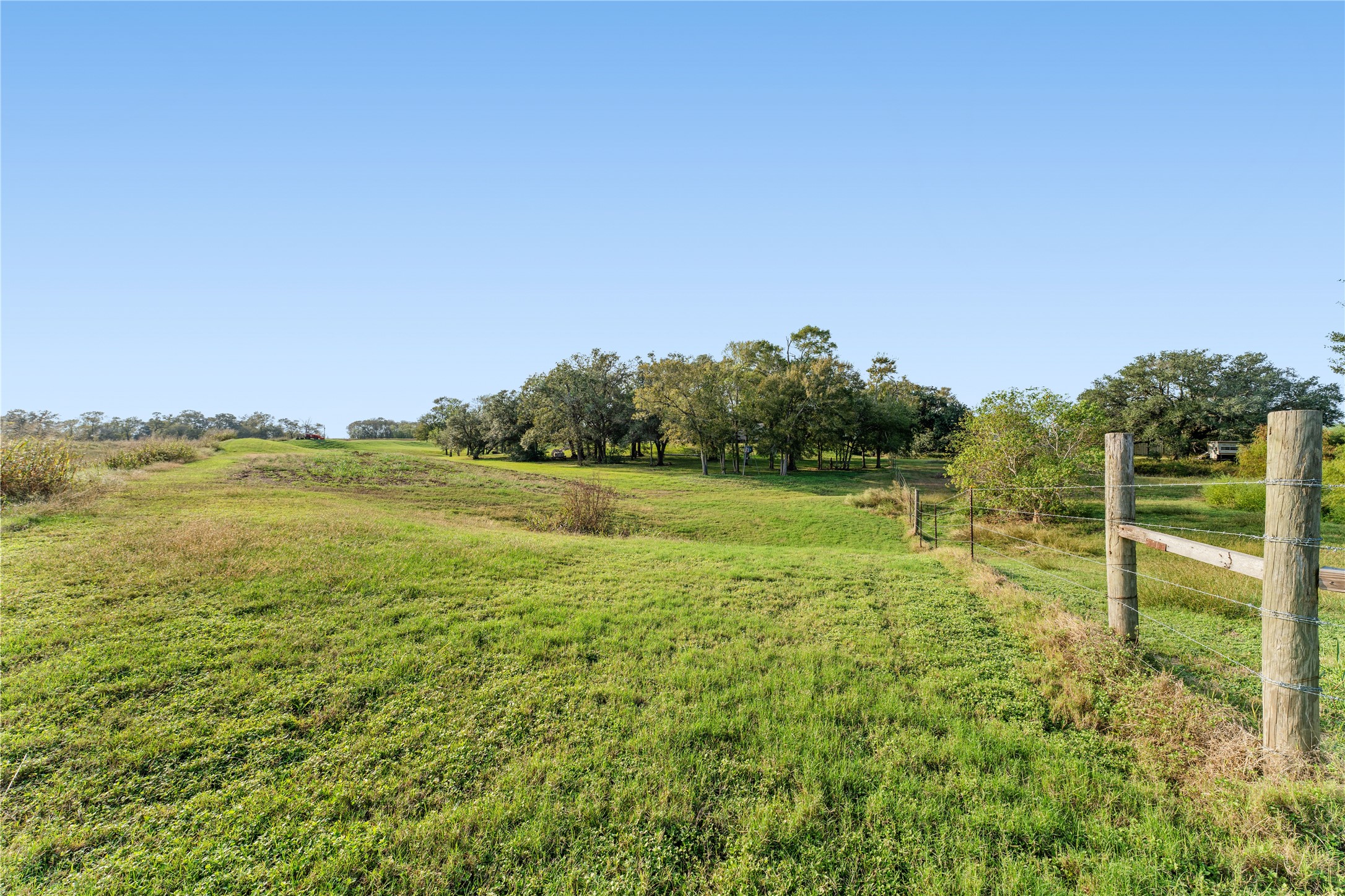 5621 Boothline Road Richmond, TX 77469 - Photo 23 of 26 a view of a field with an ocean view