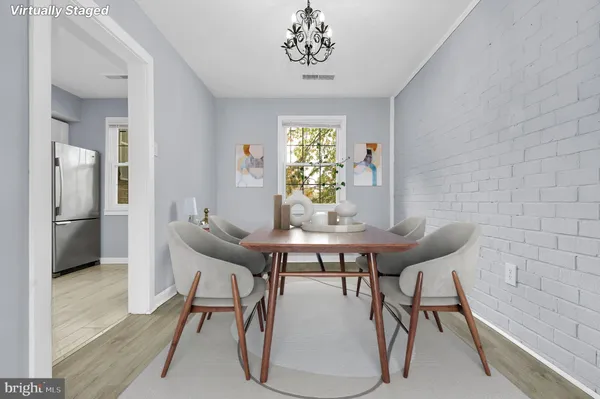 $2,200 | 724 Quince Orchard Boulevard, Unit 202, Gaithersburg, MD 20878