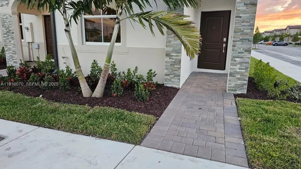 $2,600 | 2618 Southeast 27th Court, Unit 2618, Homestead, FL 33035