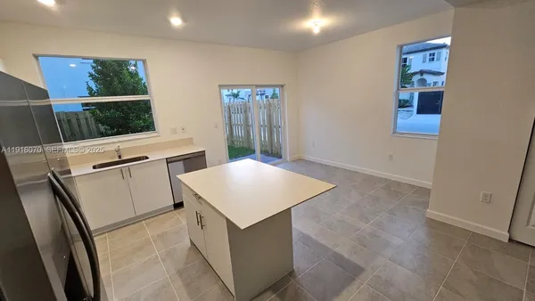 $2,600 | 2618 Southeast 27th Court, Unit 2618, Homestead, FL 33035