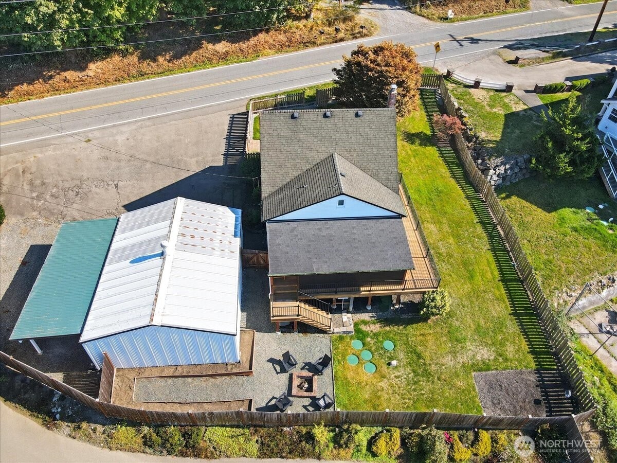 7130 Foster Slough Road Snohomish, WA 98290 - Photo 36 of 38 a picture of a park both side of building