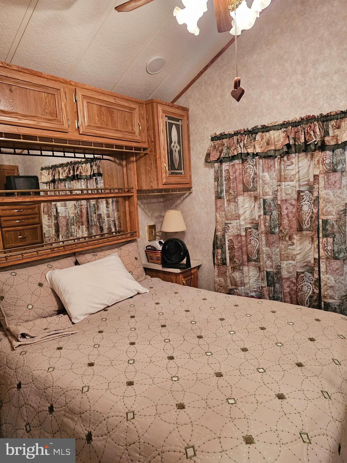 163-164 Comanche Drive, Unit GLEN 1 Earleville, MD 21919 - Photo 3 of 9 BEDROOM