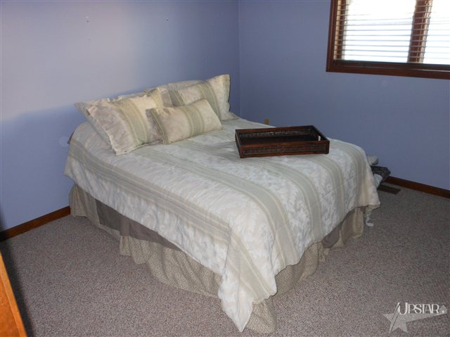 13230 Puff Road Fort Wayne, IN 46845 - Photo 8 of 21 Gallery Image 8