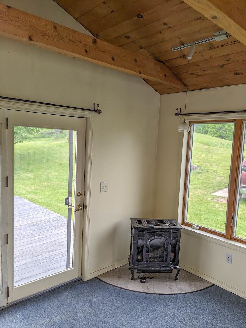 93 Thompson Road Walpole, NH 03608 - Photo 7 of 40