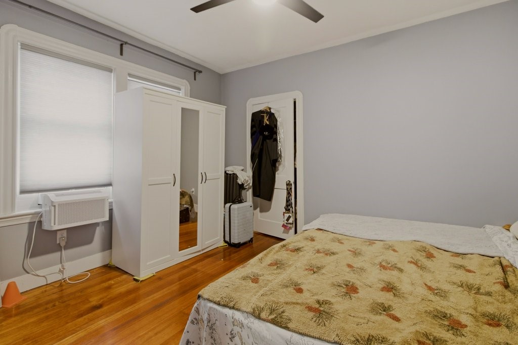244 Camp Street, Unit 1 Providence, RI 02906 - Photo 16 of 26 The primary bedroom is 13ft x 11ft