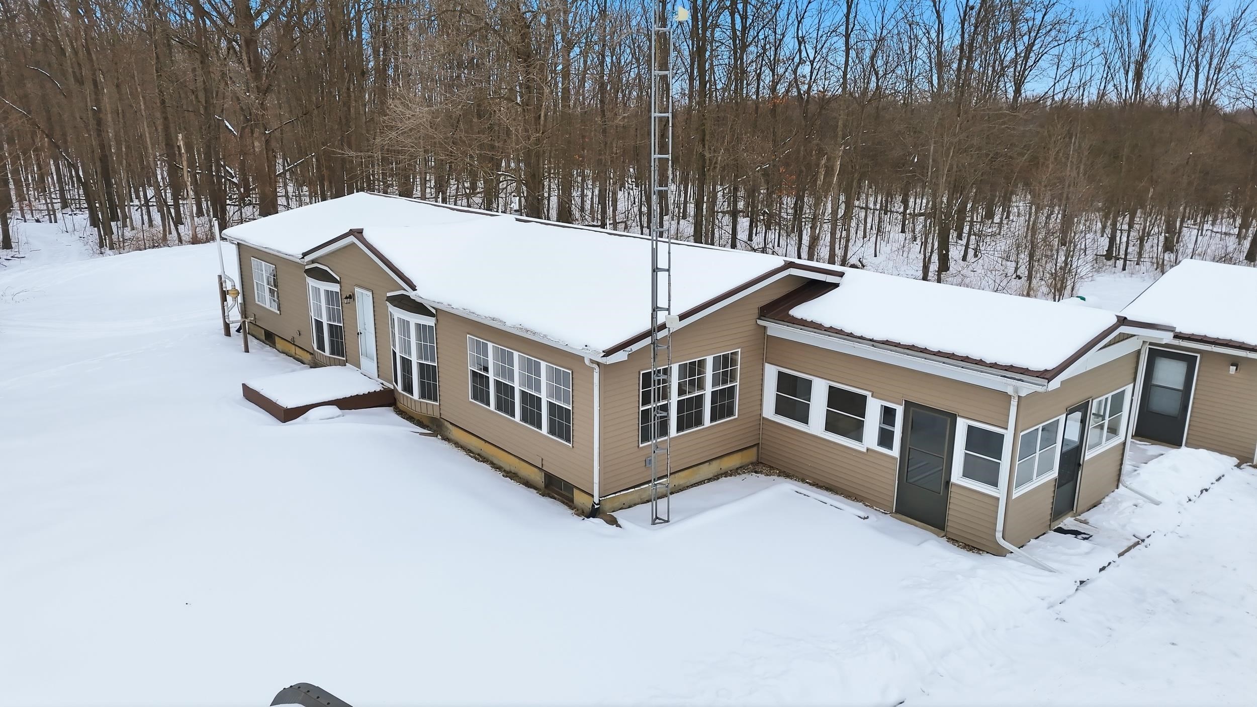 6517 South Meridian Road Pleasant Lake, IN 46779 - Photo 2 of 35