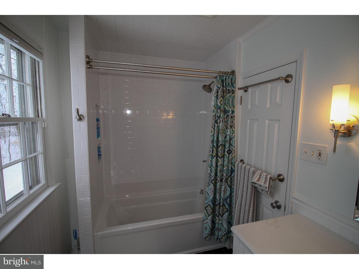 565 Hughes Road Wayne, PA 19087 - Photo 20 of 25 Bathroom
