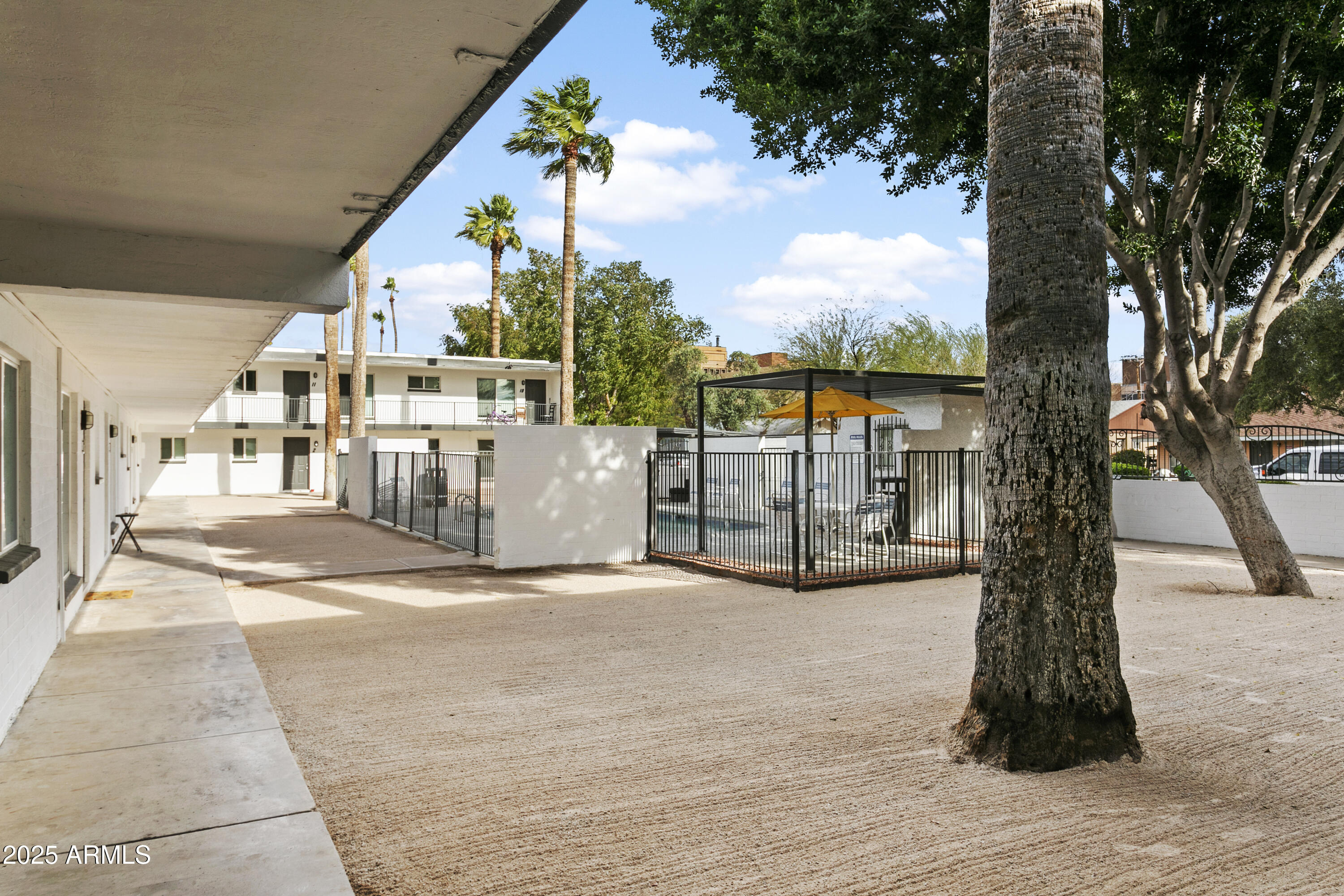 2014 West Berridge Lane Phoenix, AZ 85015 - Photo 4 of 23 a view of a porch