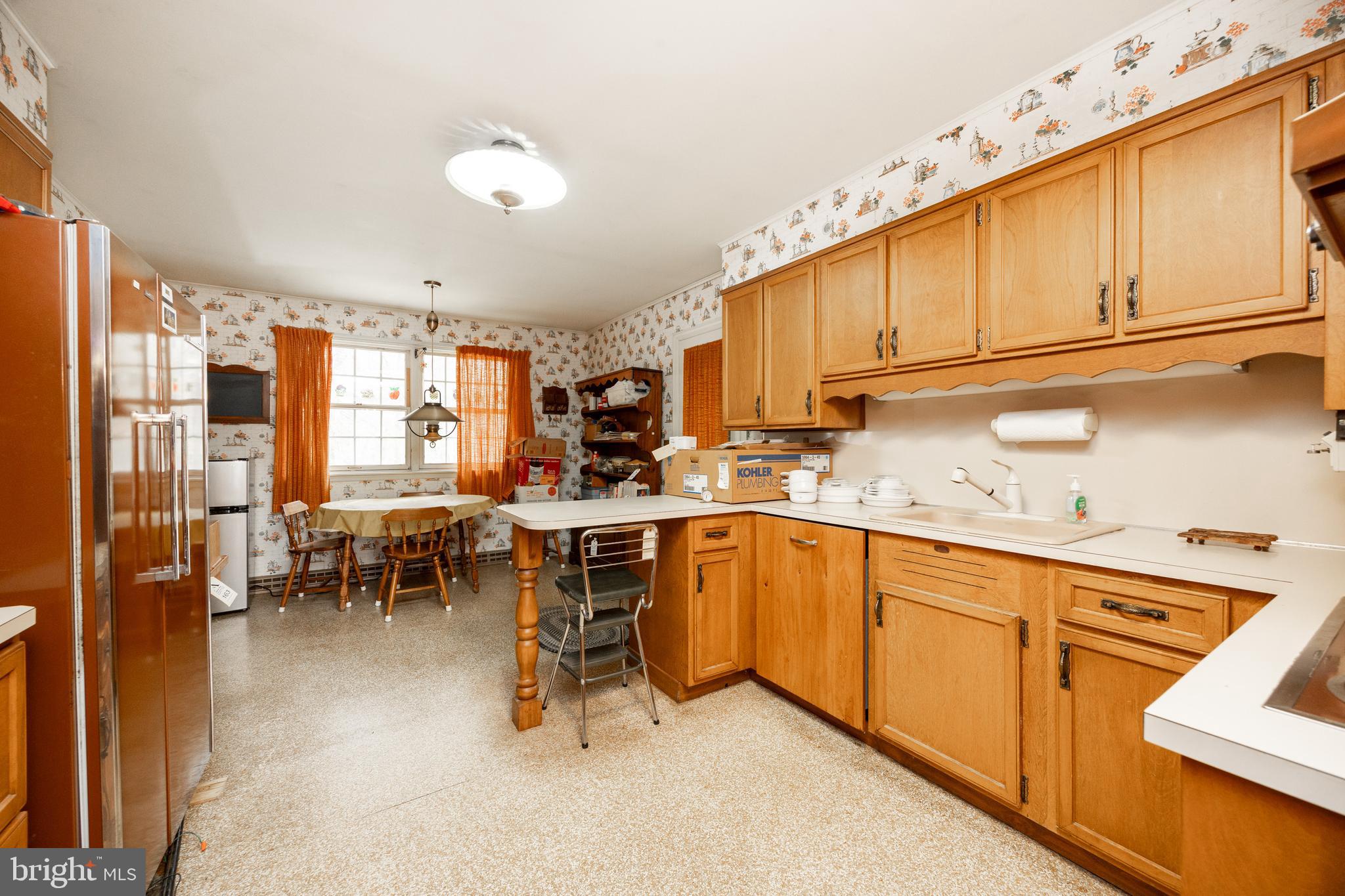 1831 Highpoint Road Coopersburg, PA 18036 - Photo 5 of 35 Full Eat in Kitchen