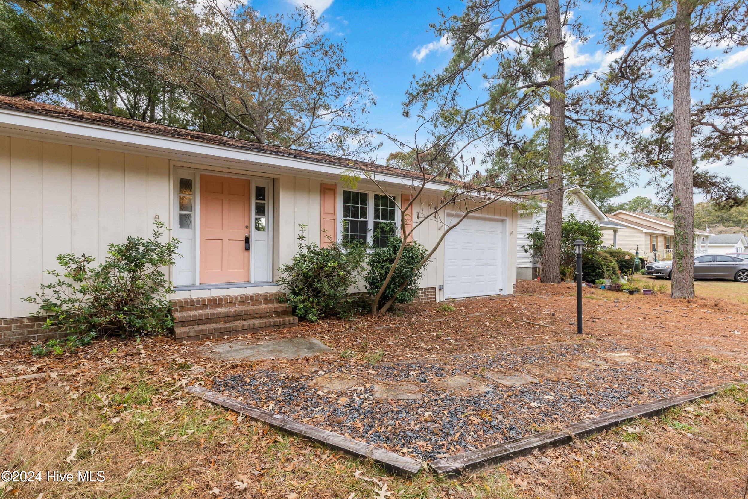 1077 High Point Avenue Southwest Calabash, NC 28467 - Photo 5 of 41 1077highpointavesw00004