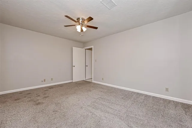 $2,000 | 26414 Maplewood Drive, Oak Ridge North, TX 77386