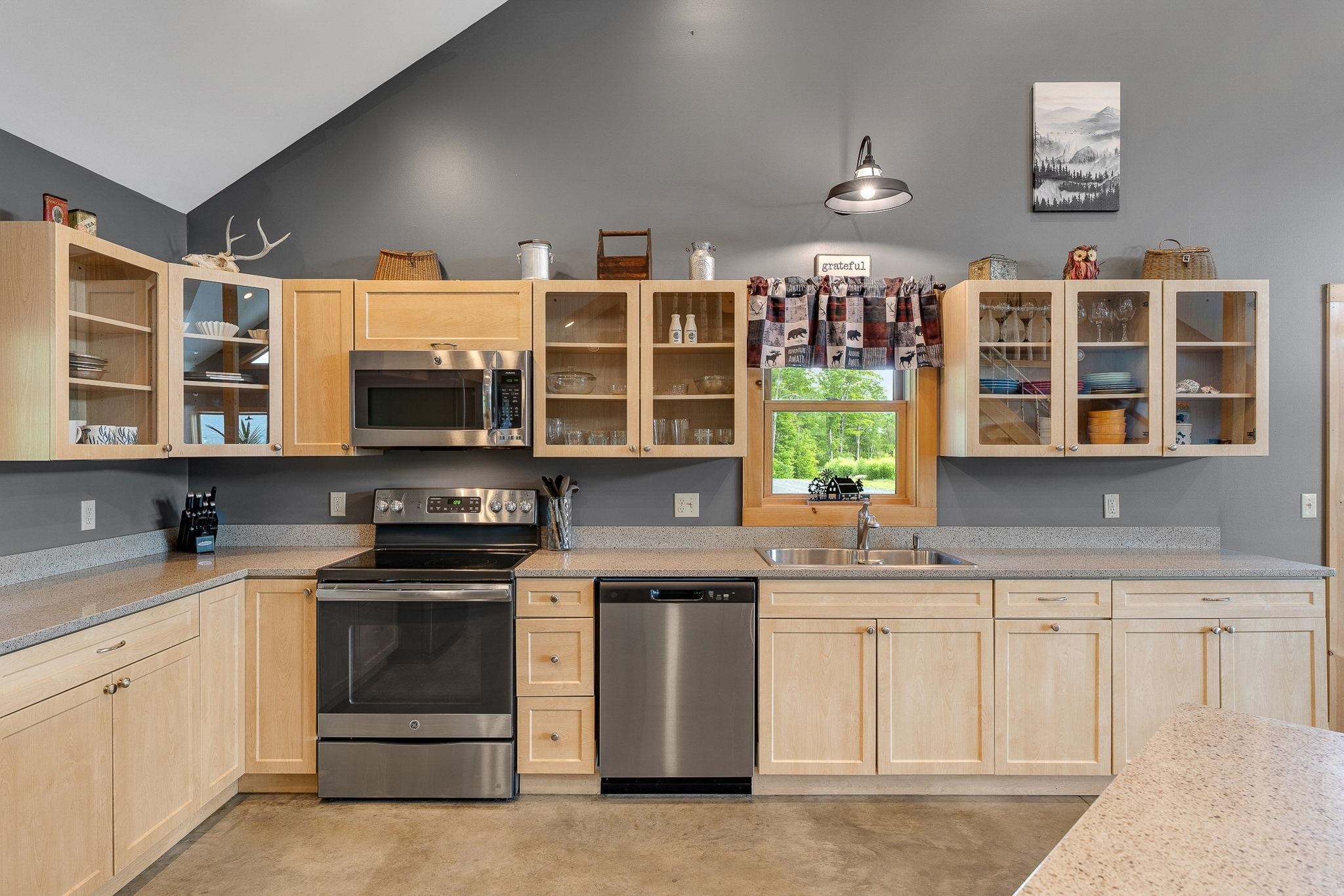 485 Smith Road Fayston, VT 05660 - Photo 14 of 60