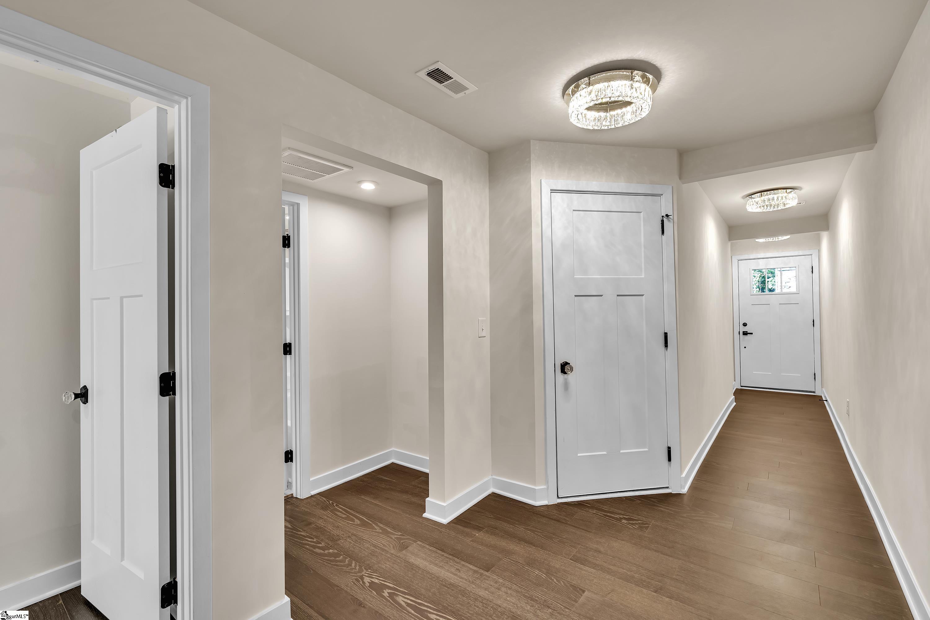 25 Questover Drive Greenville, SC 29607 - Photo 11 of 28