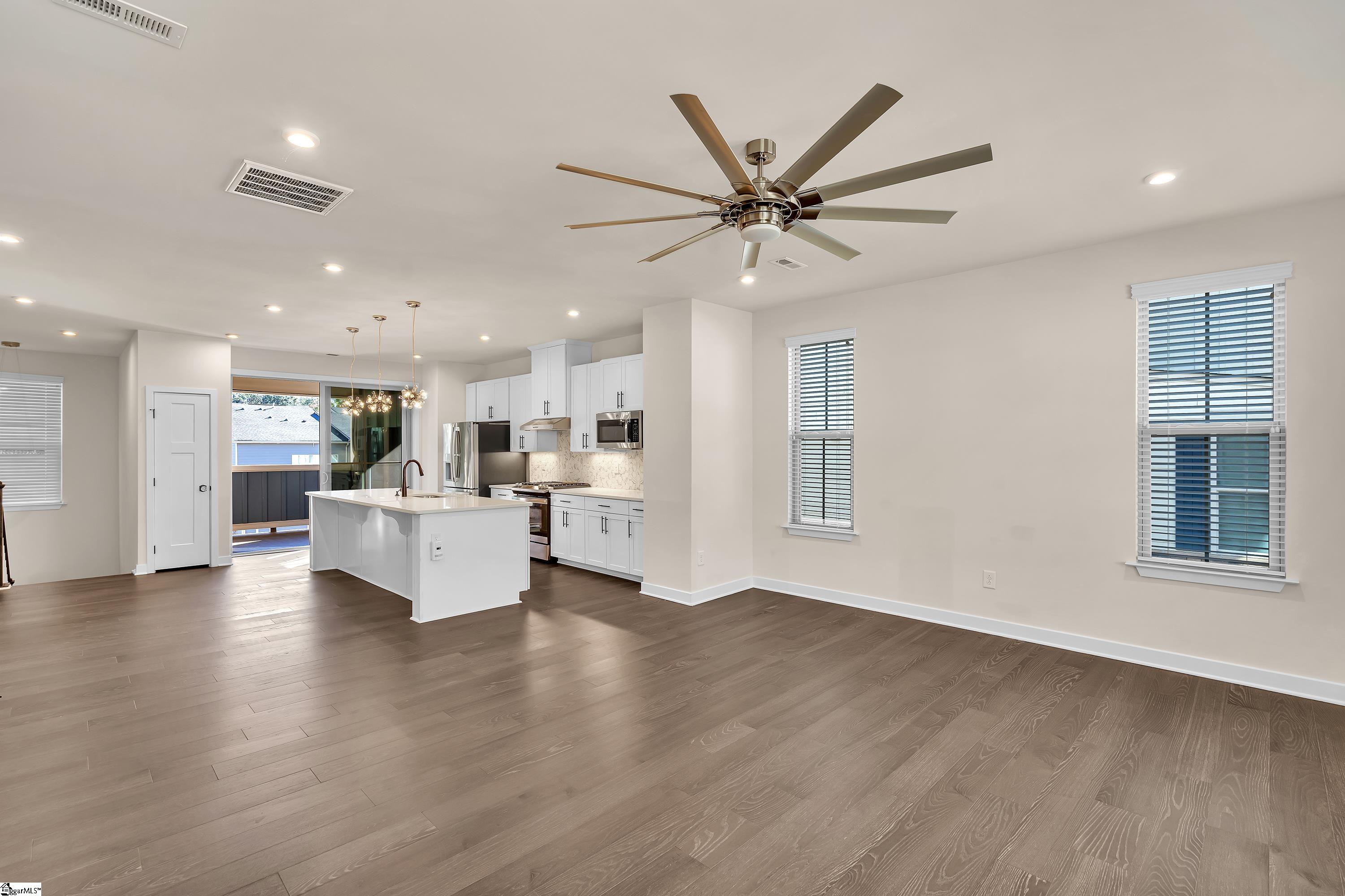 25 Questover Drive Greenville, SC 29607 - Photo 2 of 28