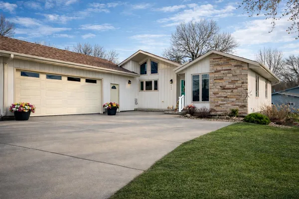 $349,900 | 604 West 1st Street, Monona, IA 52159