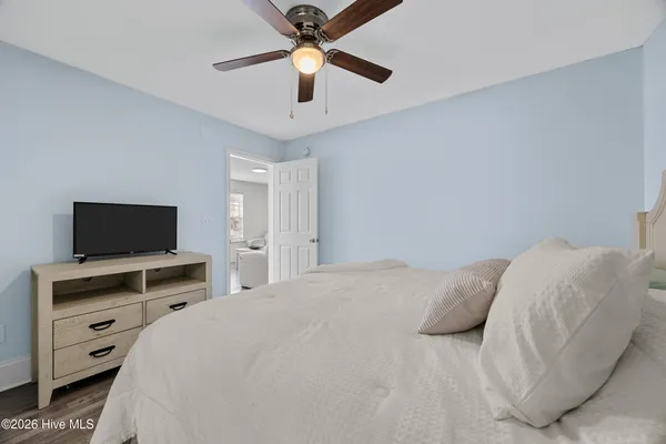 $265,000 | 1507 North New River Drive, Unit 117, Surf City, NC 28445