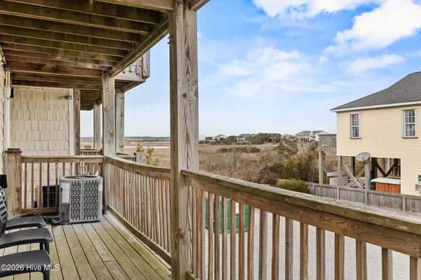 $265,000 | 1507 North New River Drive, Unit 117, Surf City, NC 28445