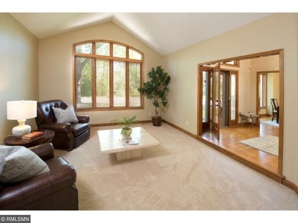 5410 Maple Ridge Court Minnetonka, MN 55343 - Photo 13 of 20 Gallery Image 13