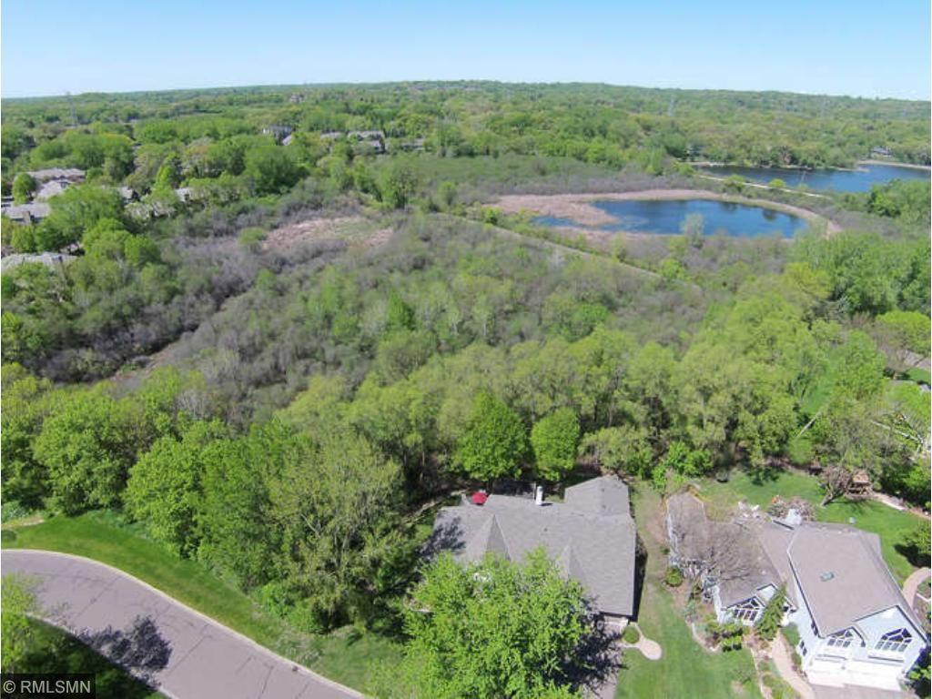 5410 Maple Ridge Court Minnetonka, MN 55343 - Photo 3 of 20 Gallery Image 3