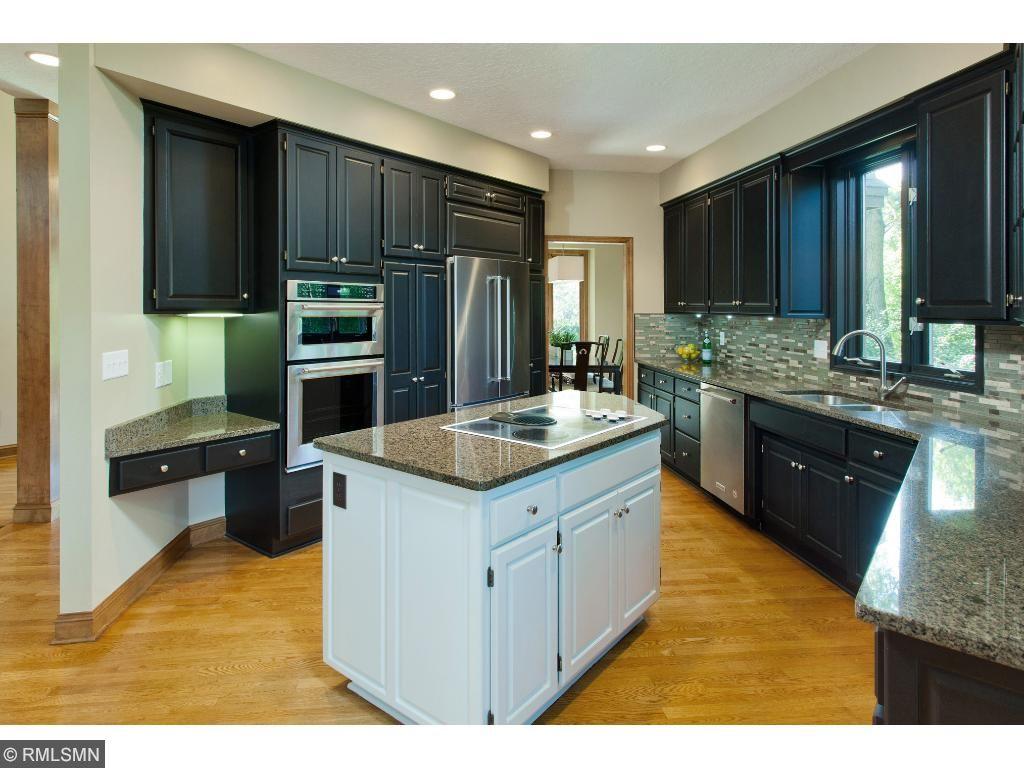 5410 Maple Ridge Court Minnetonka, MN 55343 - Photo 6 of 20 Gallery Image 6
