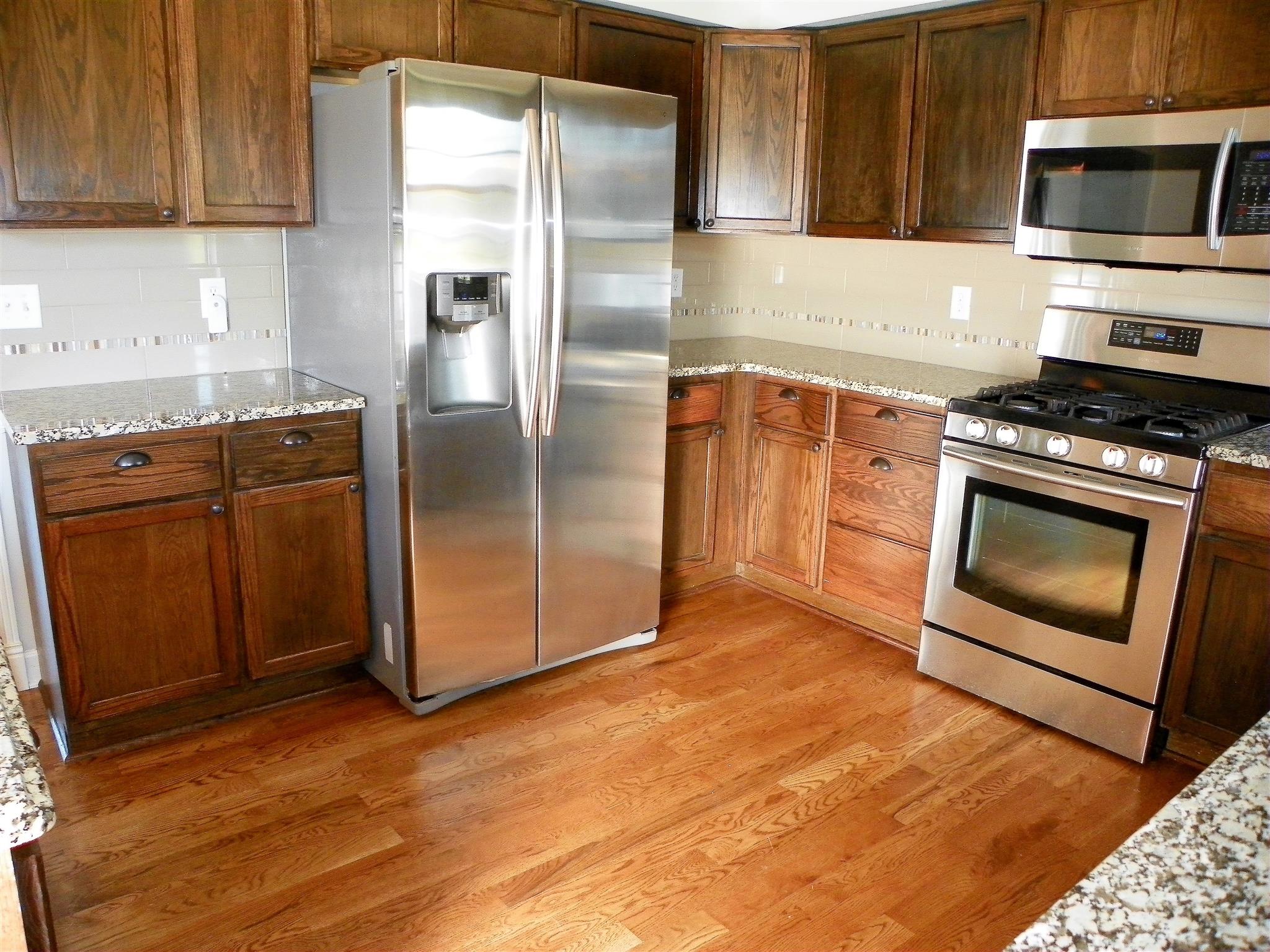4124 Buck Matthews Road Columbia, TN 38401 - Photo 13 of 26 Plenty of room for lots of cooks.