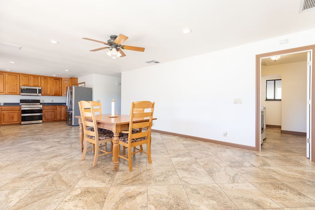 647 East Springer Avenue Ridgecrest, CA 93555 - Photo 15 of 43 Gallery Image 15
