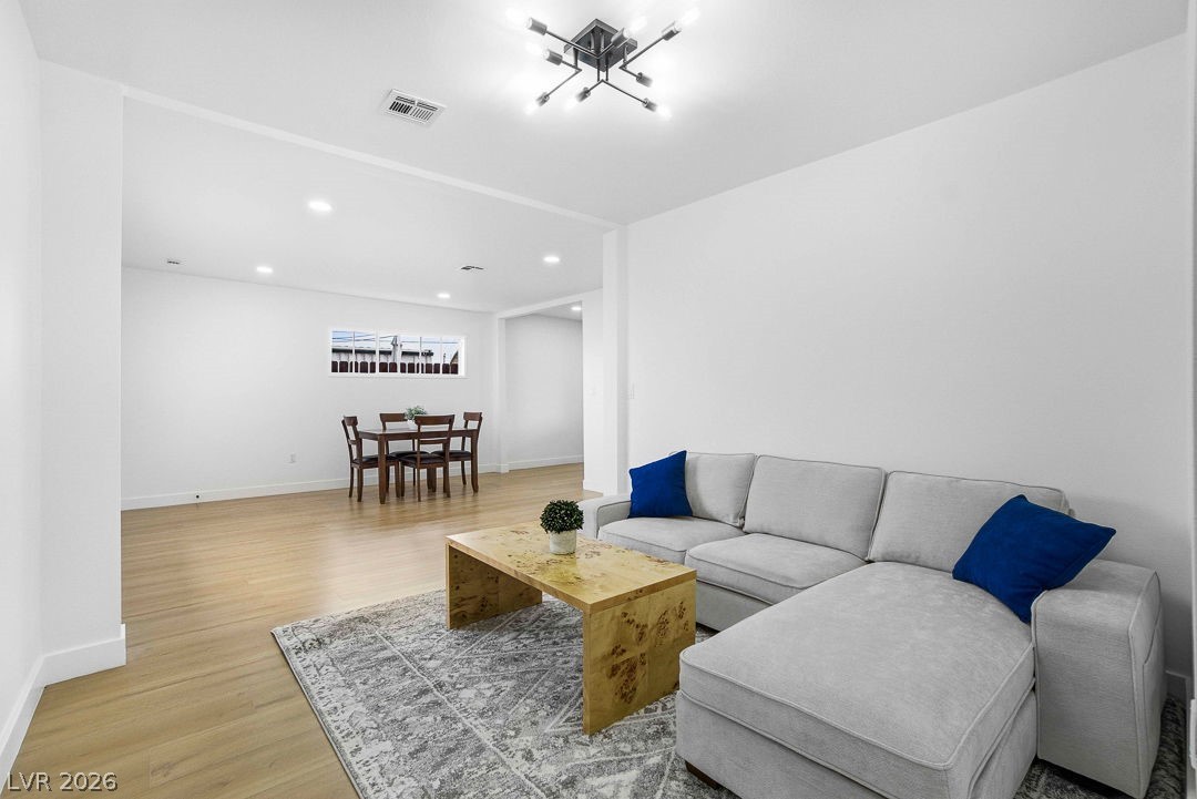 246 Kansas Avenue Henderson, NV 89015 - Photo 6 of 26